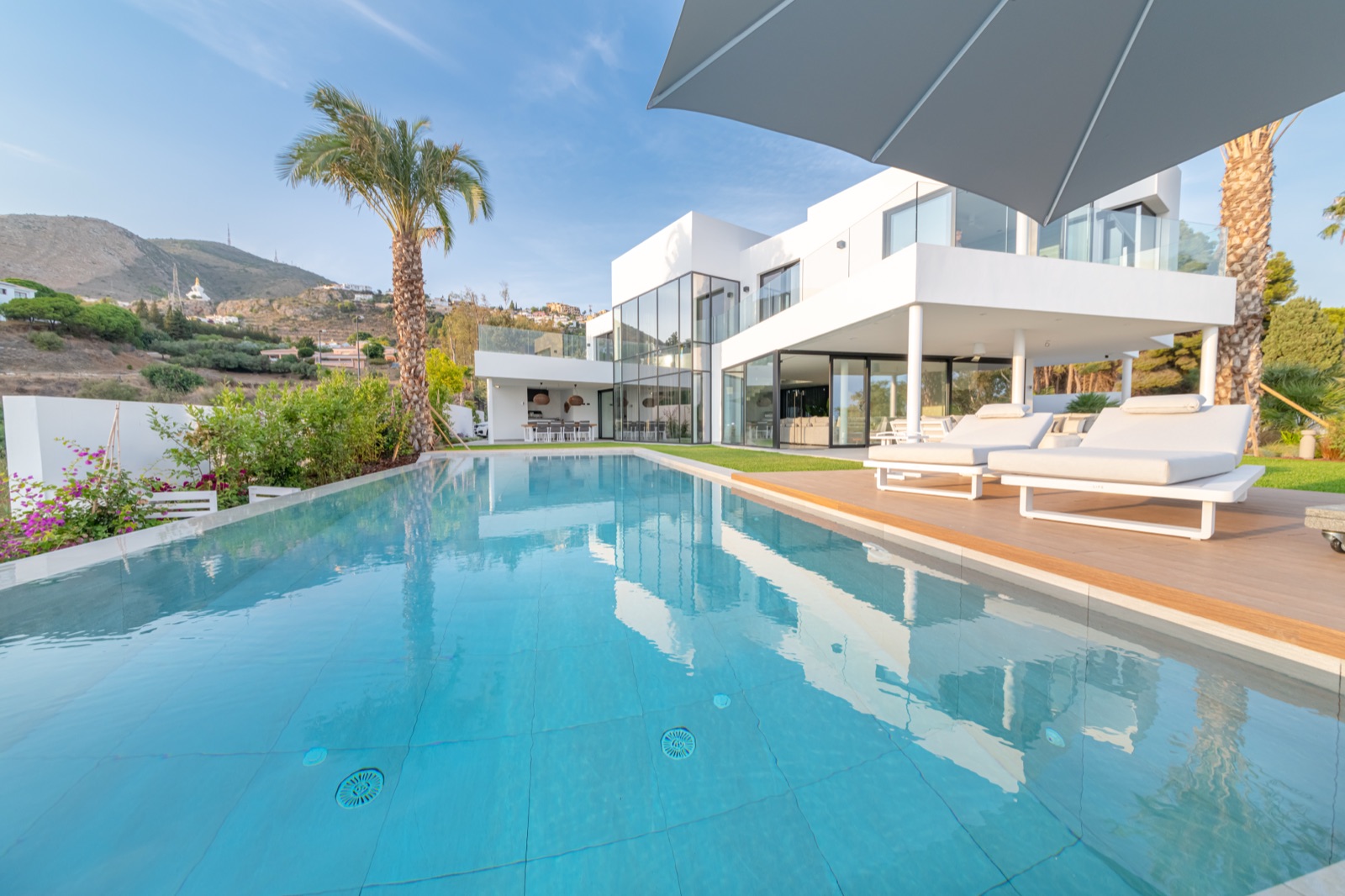 Luxury apartment interior — Costa del Sol